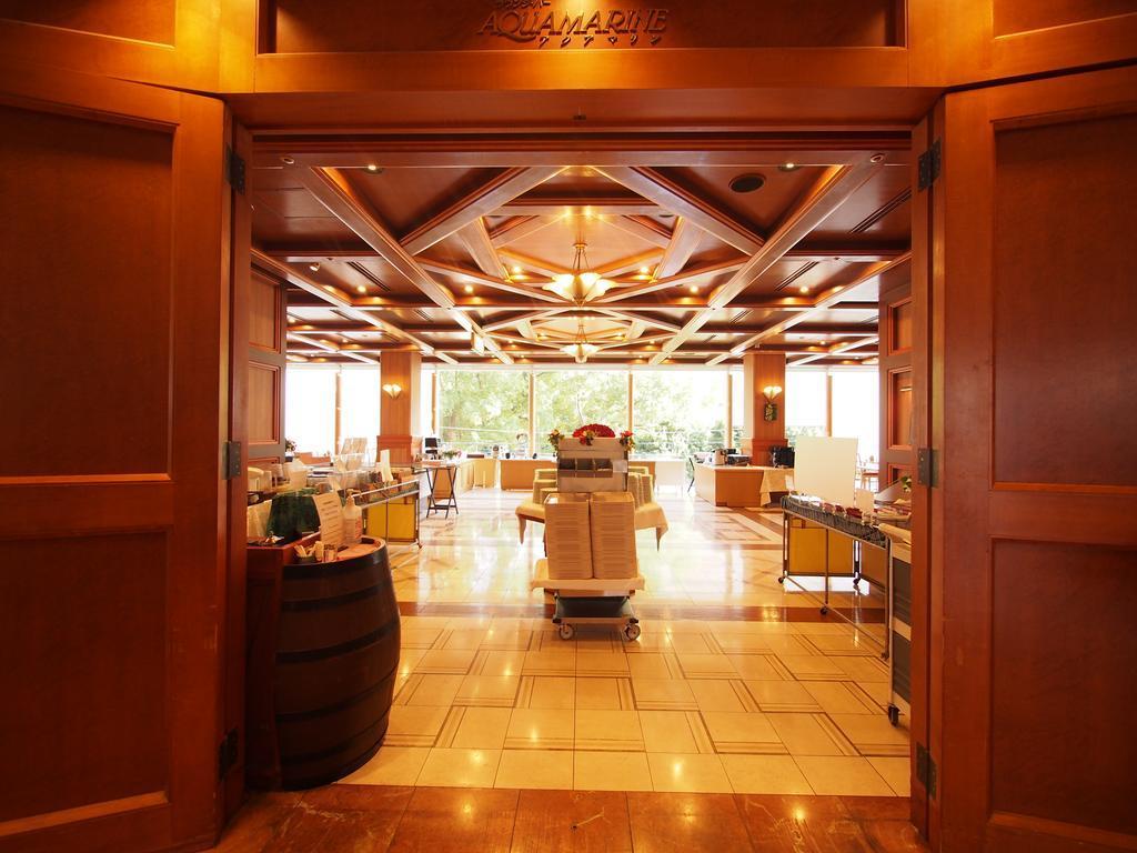 Yokohama Isezakicho Washington Hotel Экстерьер фото