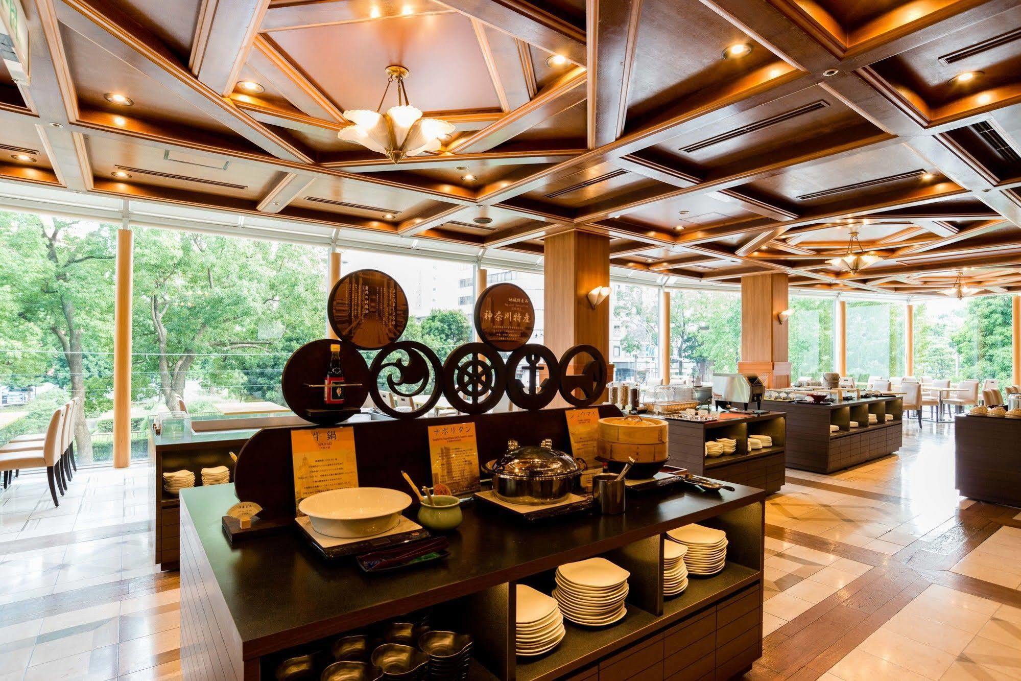 Yokohama Isezakicho Washington Hotel Экстерьер фото