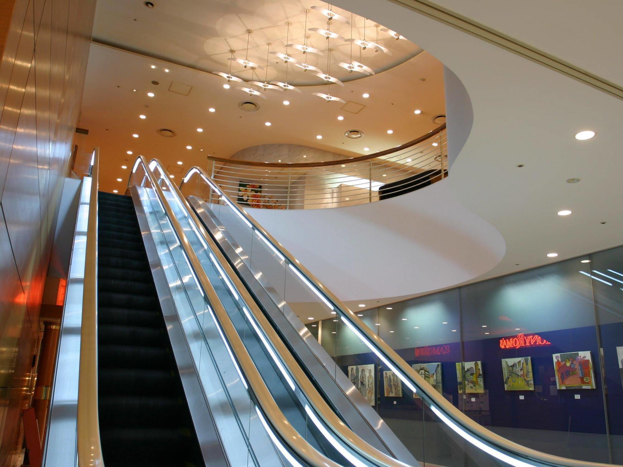 Yokohama Isezakicho Washington Hotel Экстерьер фото