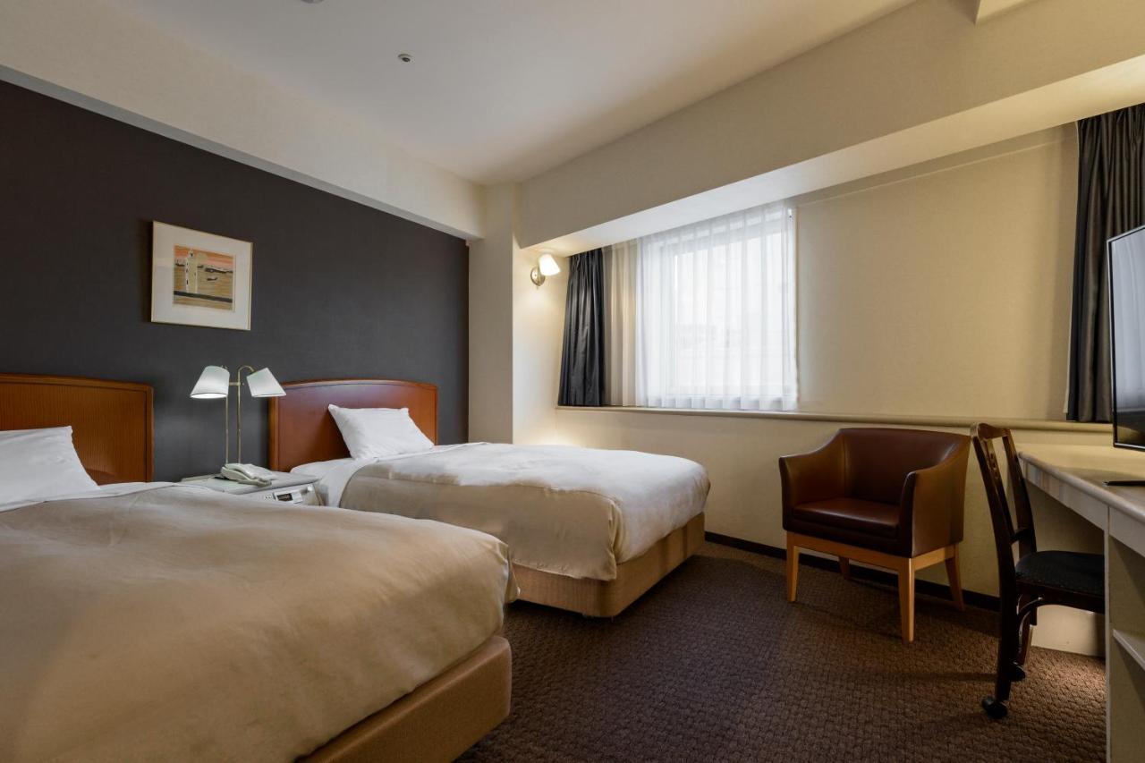 Yokohama Isezakicho Washington Hotel Экстерьер фото