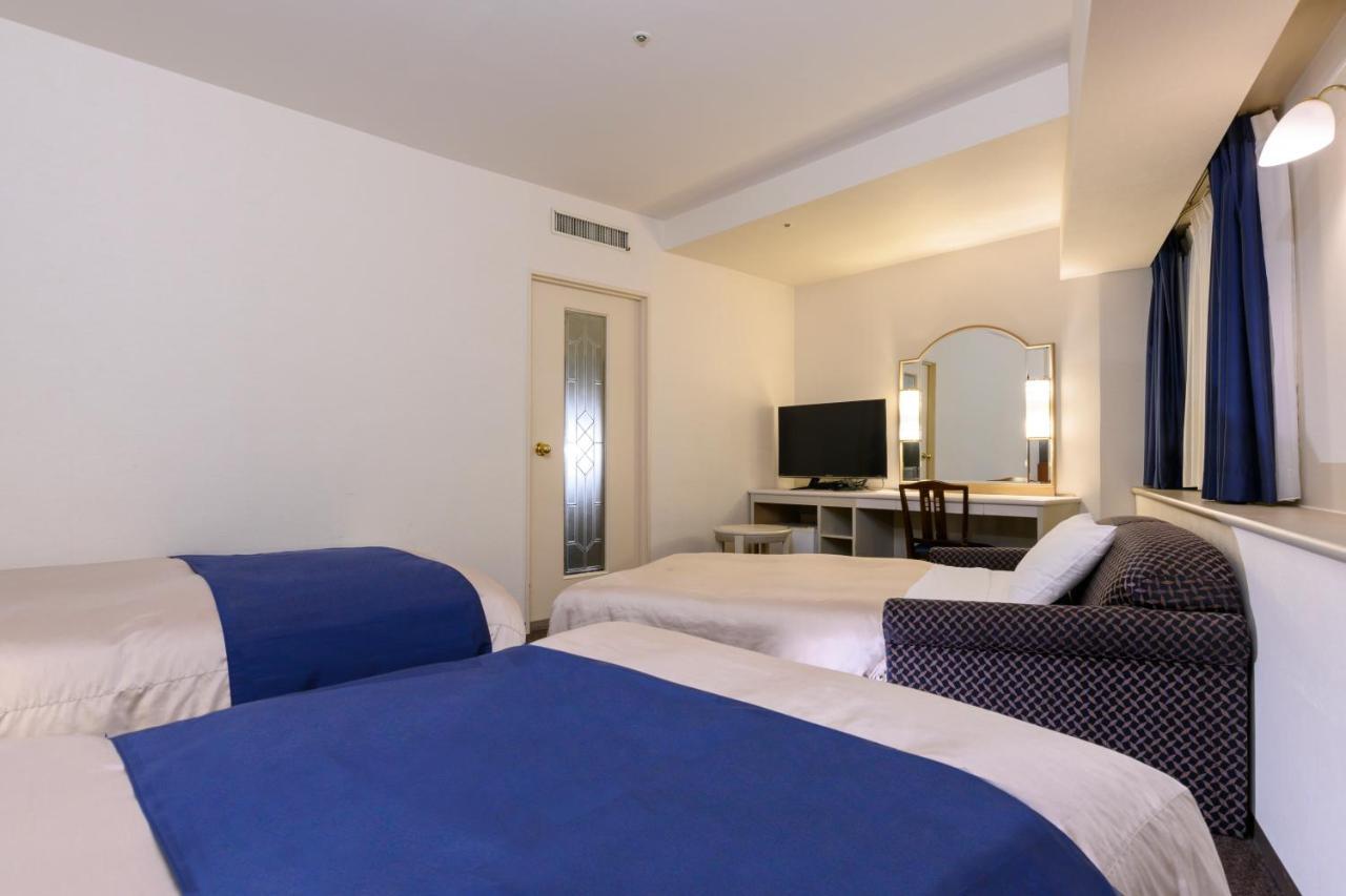 Yokohama Isezakicho Washington Hotel Экстерьер фото